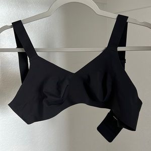 Knix wireless v neck bra